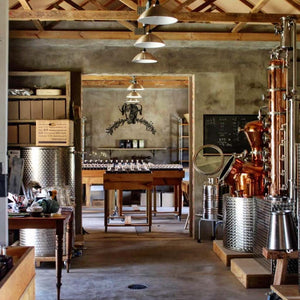 Six Dogs Destillerie, Kupferbrennblase, hier entstehen die Meisterwerke von Six Dogs Gin